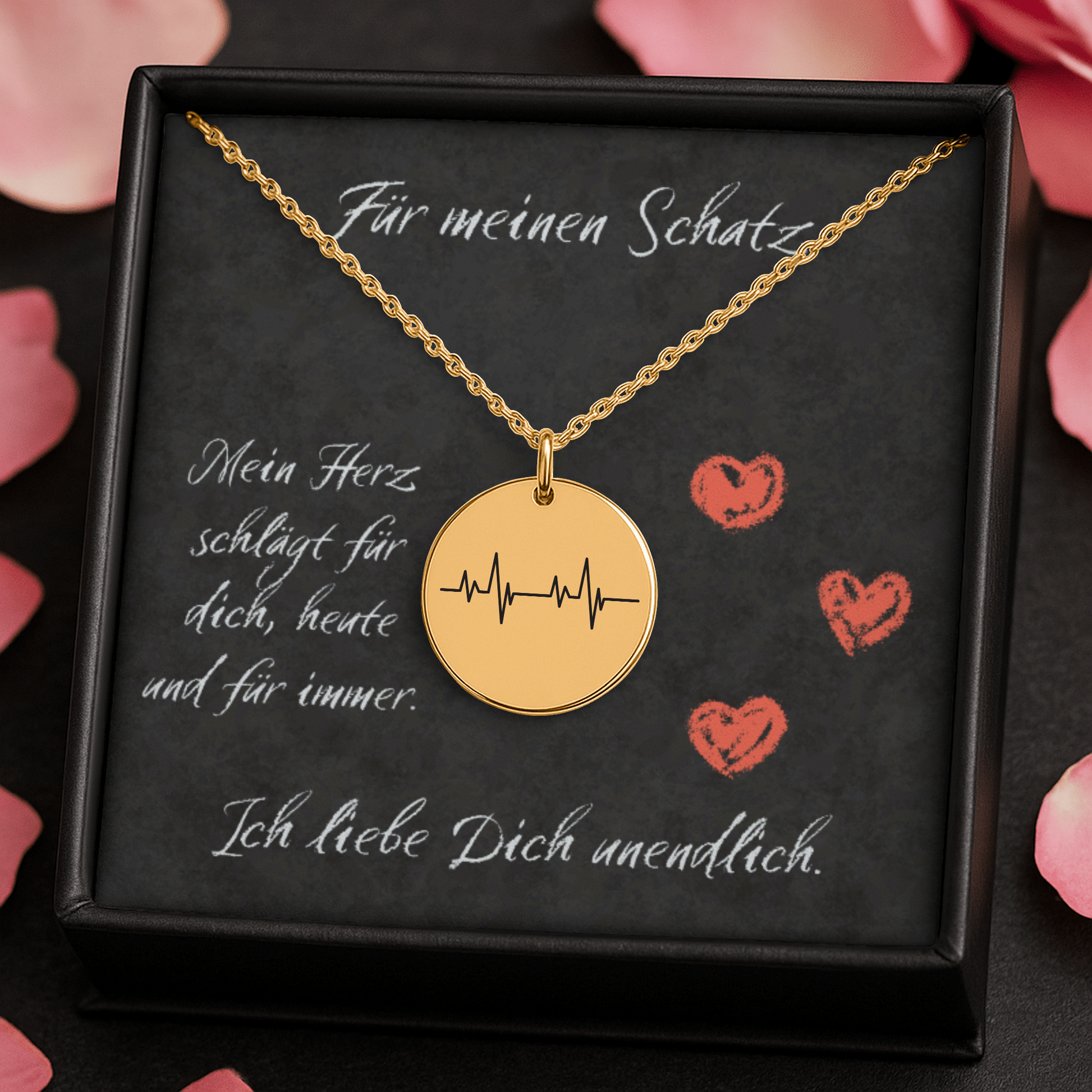 Personalisierte Herzschlag Kette aus Edelstahl in Gold, Silber oder Roségold. Der runde Anhänger mit feiner Herzschlag-Gravur symbolisiert Liebe und Verbundenheit. Geliefert in edler Schmuckbox mit romantischer Karte – ideales Geschenk für Freundin, Ehefrau oder Partner, perfekt zu Weihnachten, Valentinstag oder als Liebesgeschenk.
