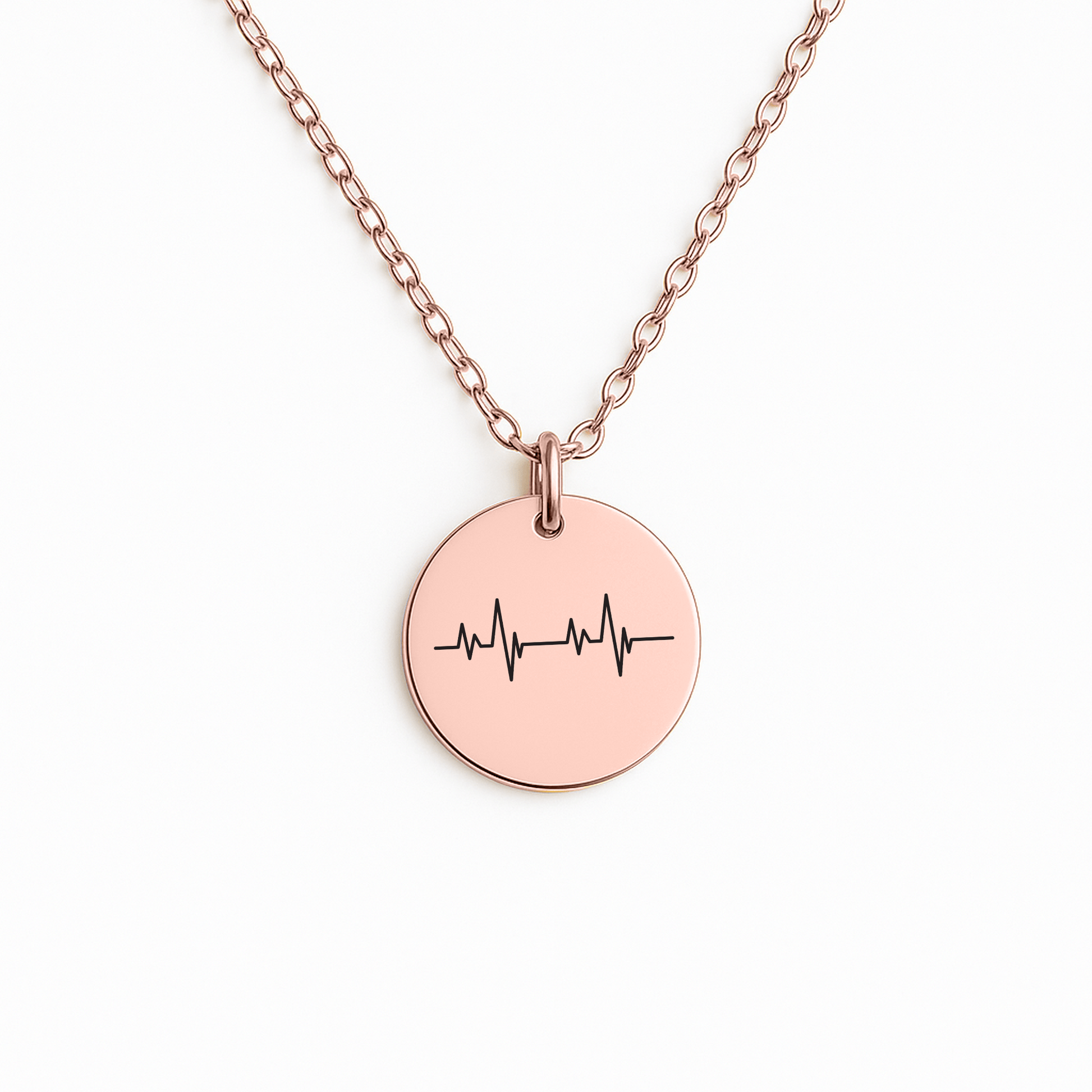 Personalisierte Herzschlag Kette mit Anhänger in Form eines Herzschlags, präsentiert in eleganter schwarzer Schmuckbox. Ideal als Geschenk zur Versöhnung für Partner, Freundin oder Ehefrau.