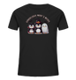 Kinder-T-Shirts mit Halloween-Motiv: Drei niedliche Pinguine als Vampir, Hexe und Geist. Spruch 'Gruseliger wird's nicht'. Perfektes Geschenk für kleine Halloween-Fans. In verschiedenen Farben erhältlich.