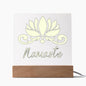 Acryl Namaste Schild: Yoga Tischdekoration & Geschenk für Frauen, Buddha Kunst, LED-beleuchteter Holzsockel mit Yoga Bild, Meditation Dekor
