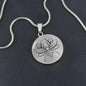 Lotos Blume Halskette mit Gravur für Yoga & Chakren | Lotos Schmuck für Seelenwachstum und Entspannung | Blume der Erleuchtung filigran