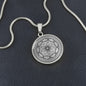 Lotosblume Halskette mit Gravur und Blume des Lebens | Schmuck für Yoga & Chakren | Blume der Erleuchtung | Geschenke für Frauen zeitlos