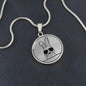 Halskette mit Gravur und Hase Anhänger Geschenk für Hasen Liebhaber und Kaninchenbesitzer schöner Meister Lampe Schmuck