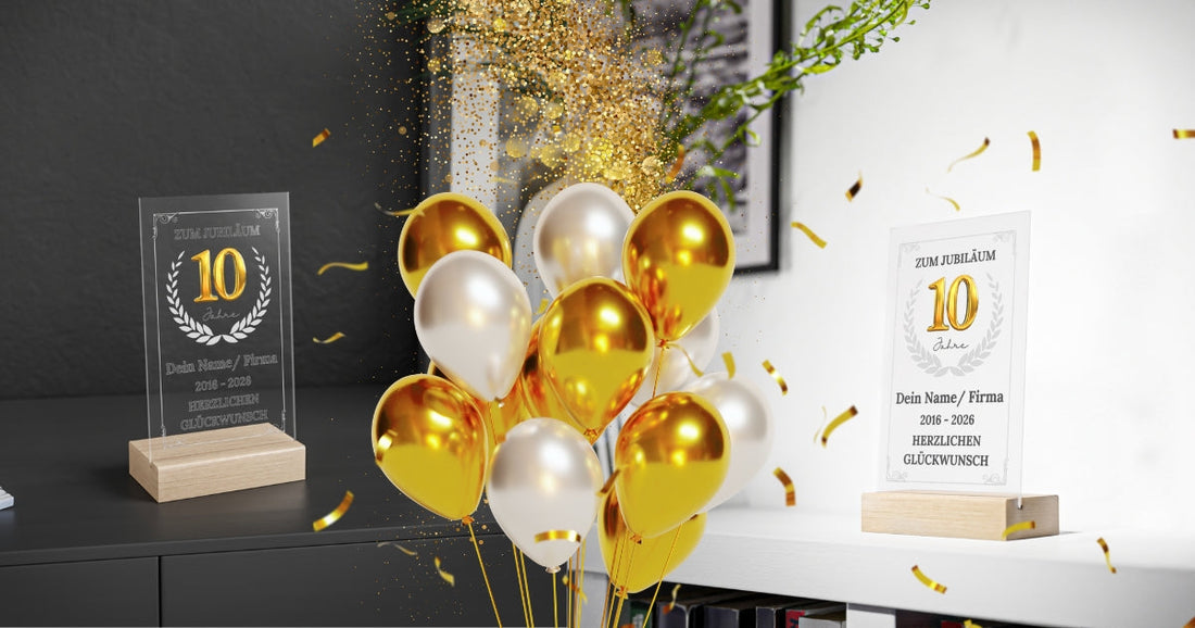 Personalisierte Acryltafel als hochwertiges Mitarbeiterjubiläum Geschenk mit personalisierter Grafik