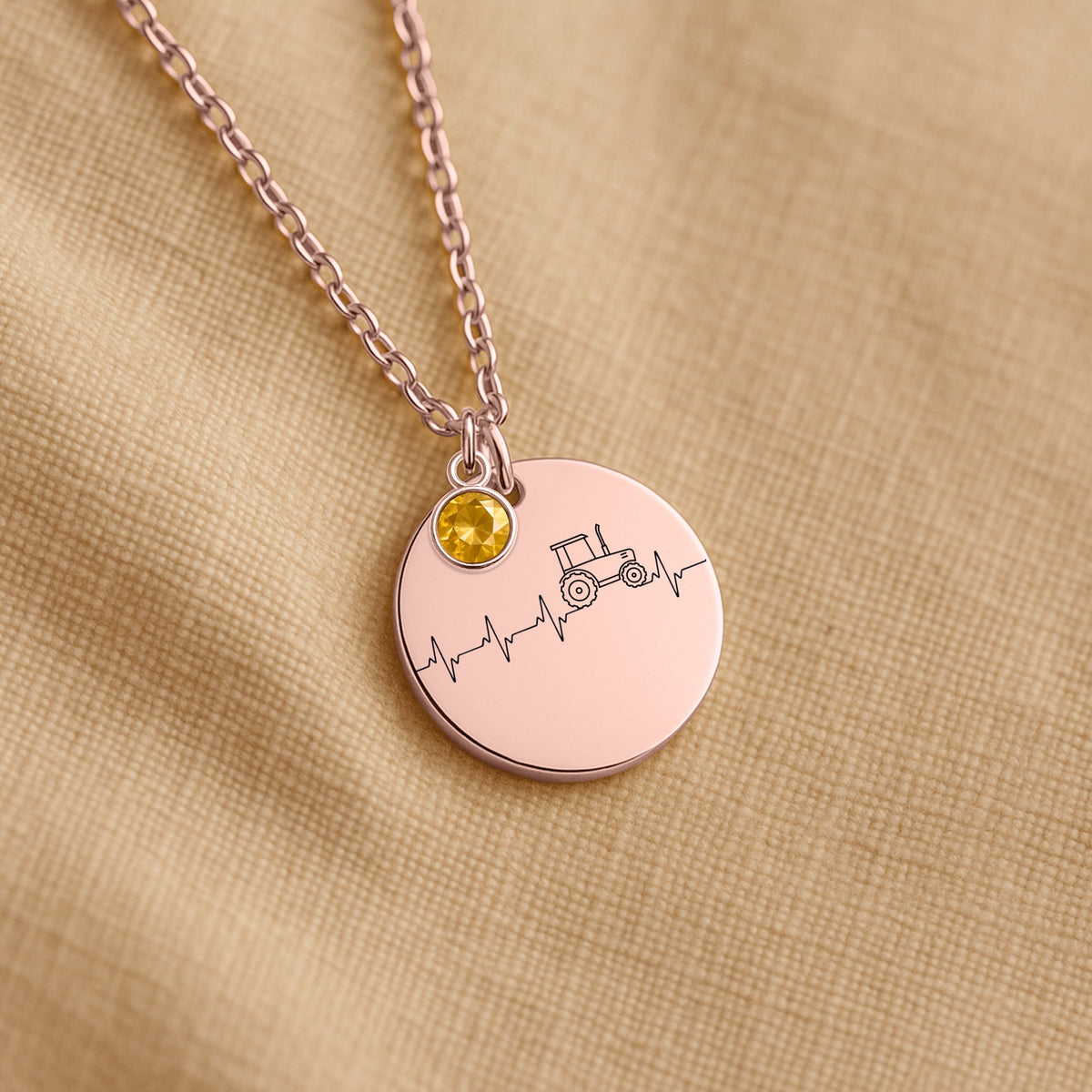 Personalisierter Traktor Anhänger Kette - das perfekte Geschenk für Landwirtinnen Der Faun Design®