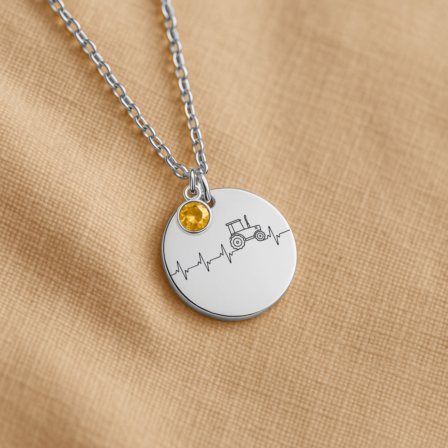 Personalisierter Traktor Anhänger Kette - das perfekte Geschenk für Landwirtinnen Der Faun Design®