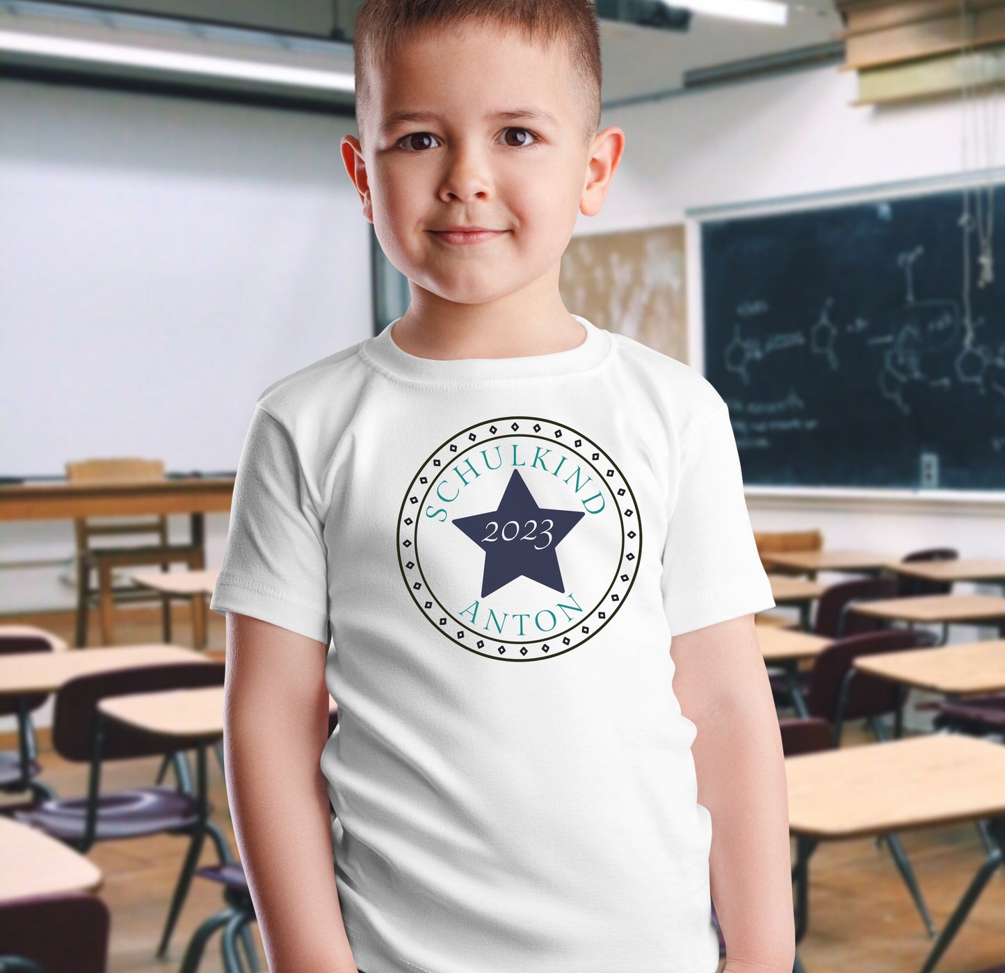 Schulkind T Shirt, erster Schultag, Schulkind 2023, Einschulung 2023, T Shirt mit Name Einschulung, Einschulung T Shirt, erster Schultag Geschenk, Geschenk zur Einschulung, Geschenk Schulstart, Schulkind 2023 Shirt, T Shirt 1 Klasse, Schulkind Shirt, Einschulung Geschenk