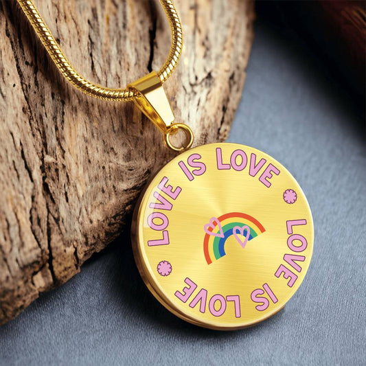 Regenbogen Halskette mit Gravur "Love is Love" Pride Schmuck, ausgefallenes Geschenk LGBT Accessoires, Regenbogen Geschenk für Tochter