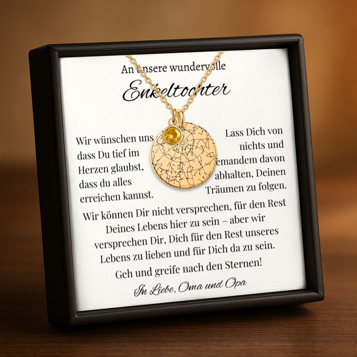 Personalisierte Sternenhimmel Karte-Halskette für Enkeltochter von Oma & Opa: Anhänger 20 mm Durchmesser & optional 9 x 6 mm Geburtssteinahänger, hochwertiger Edelstahl Silber, 18K vergoldet, Roségold-Überzug, Gravur mit Sternen Karte vom Tag der Geburt der Enkelin. Rückseite optional mit Gravur (50 Zeichen). 45 cm Kette + 5 cm, hypoallergen & anlaufbeständig. In eleganter Schmuck-Geschenkbox mit Satinbett und Grußkarte, Geschenk zur Taufe, Geburtstag, Konfirmation, Schulabschluss, Weihnachten.