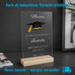 Persönliche Acryltafel mit Name, „Master“-Text, Doktorhut in Schwarz-Gold und individueller Widmung – ein emotionales Geschenk zum Abschluss. Optional Holzsockel mit LED-Lichtern für stimmungsvolle Beleuchtung. Hochwertig gefertigt aus klarem Acryl, ideal als dauerhafte Erinnerung auf Schreibtisch oder Regal. Perfekt als Geschenkidee zum Master, Bachelor oder Doktor – persönlich, edel und langlebig. Ein Geschenk, das Herzen berührt und Erfolge dauerhaft feiert.