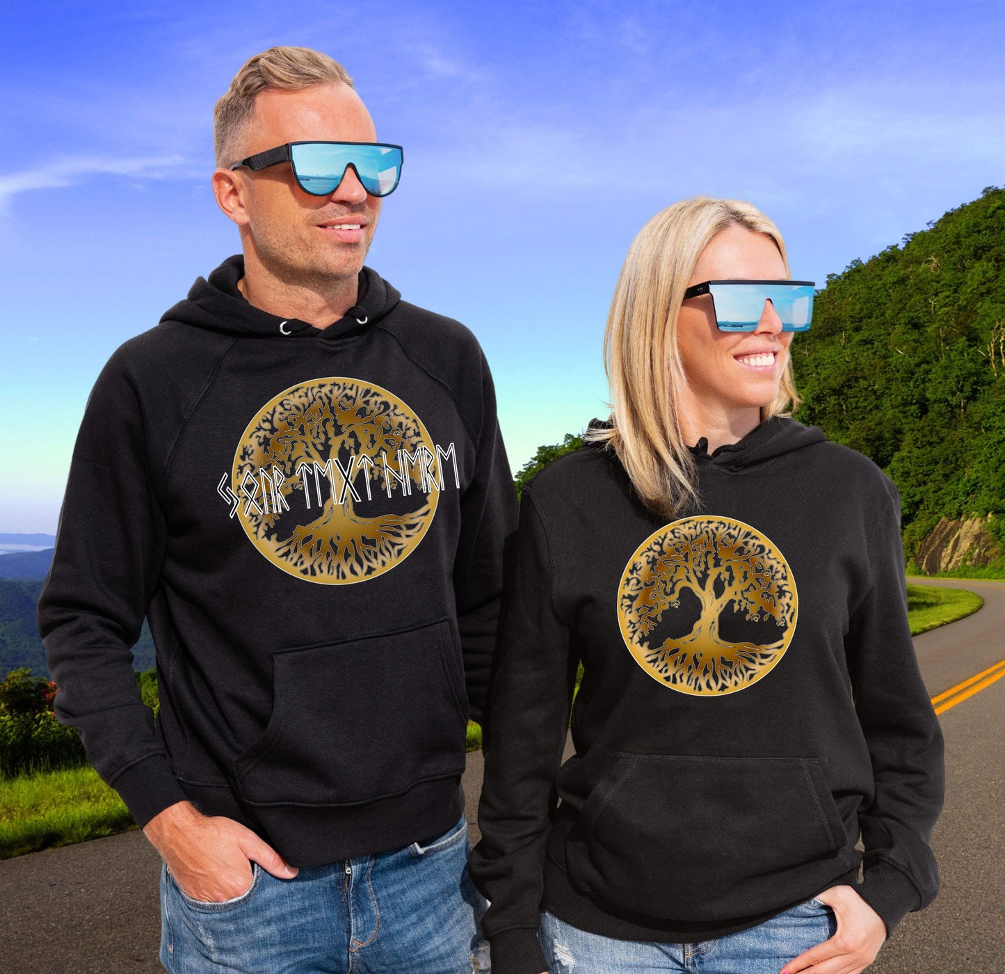 Yggdrasil Wikinger Lebensbaum Rune Odin Thor Nordische Mythologie-baum des lebens,germanische runen,Gothic Shirt,Heidnisch,keltische runen,mythologie,nordische runen,nordische sage,oben wie unten,Rune,runen,Runenschrift,sohn des odin,thor,TShirt mit Lebensbaum,wikinger,Wikinger Outfit,yggdrasil