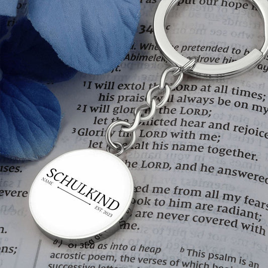 Einschulung Schlüsselanhänger mit Name Schulkind EST. 2023 Schwarz