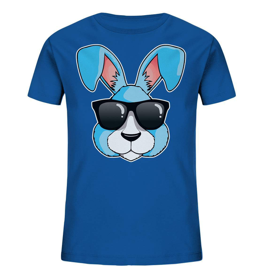 Hase mit langen Ohren und Sonnenbrille für coole Kids - Kids Organic Shirt-blaue welt,blauer hase,comic hase,cool,geschenkidee,hase,hasenzeichnung,illustration,kaninchen,osterhase,ostern,sonnenbrille,weihnachtsgeschenk